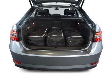 Skoda Superb III (3V) 2015-présent 5p Car-Bags set de sacs de voyage